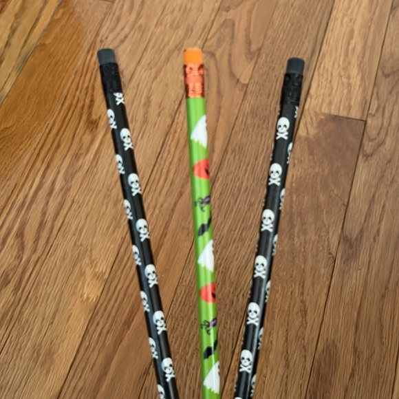 Set of Three (3) New Vintage Halloween Pencils Skull Ghost Pumpkin - Picture 5 of 5